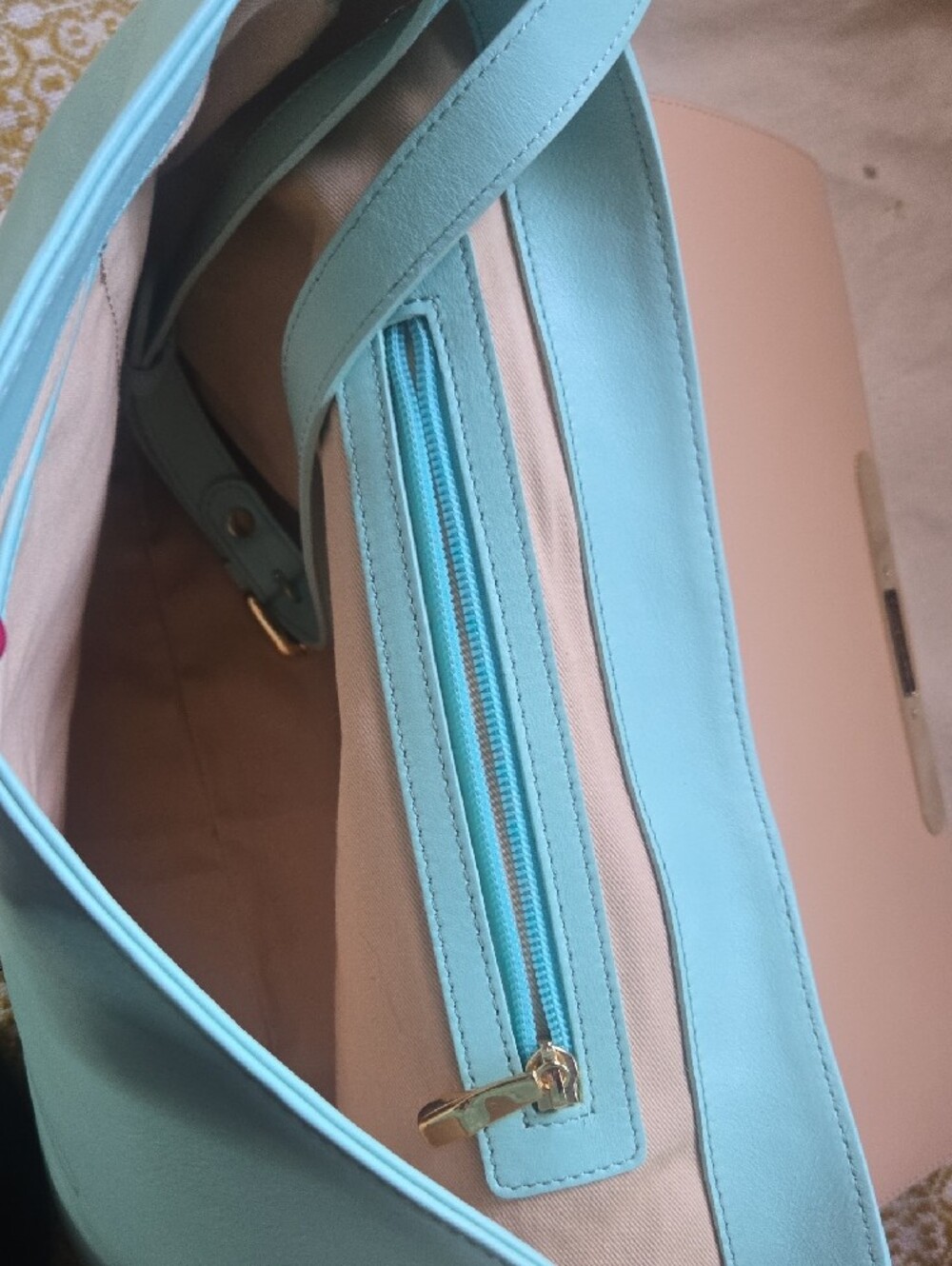 Two-Tone Mint and Beige Top-Handle Crossbody - Picture 3 of 7